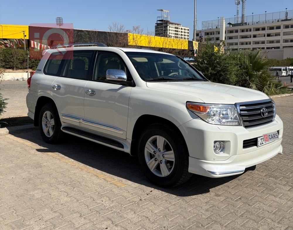 تويوتا لاندكروزر